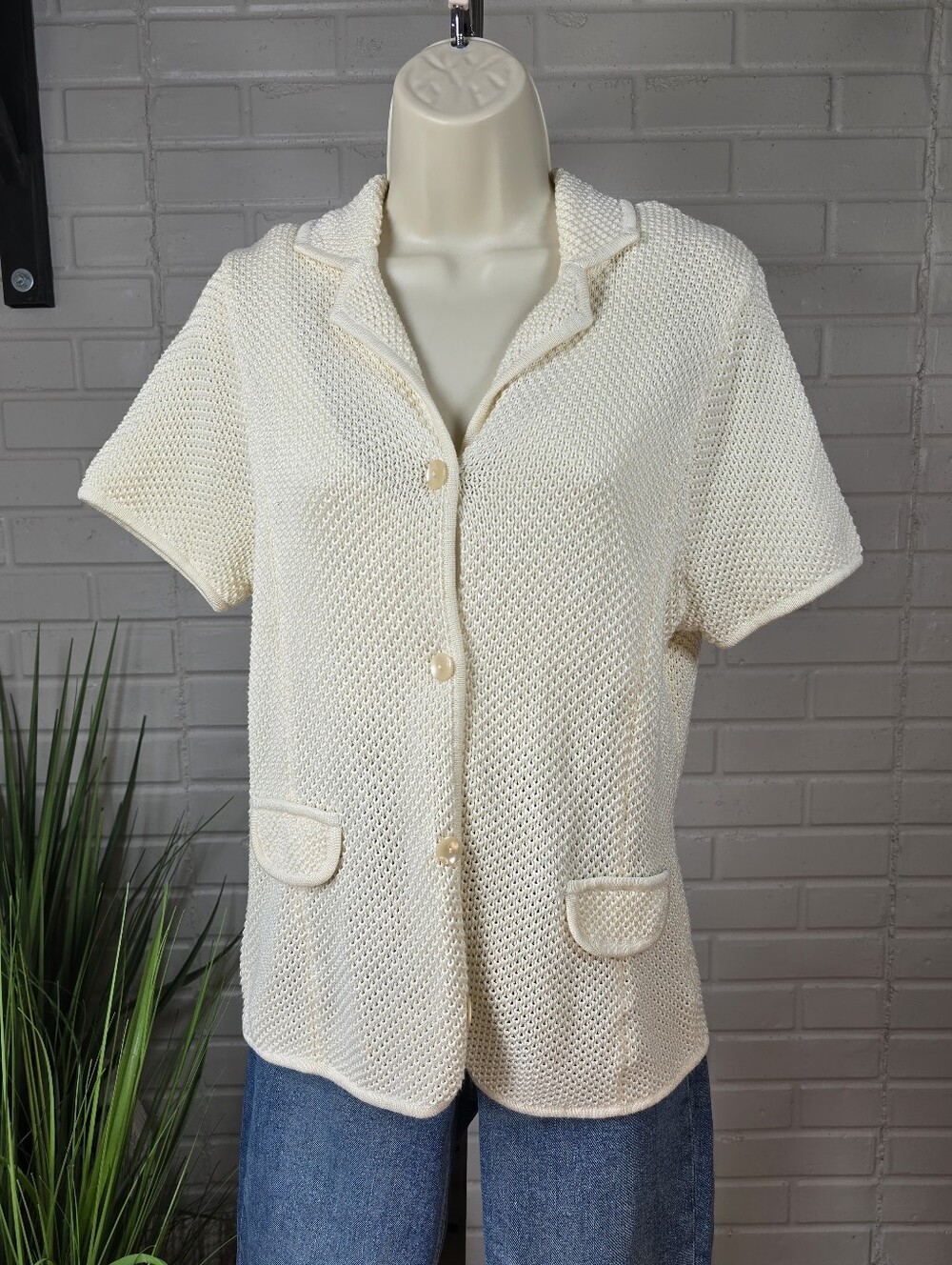 Anne Klein Cream Short Sleeve Open Knit Button Up Sweater Large